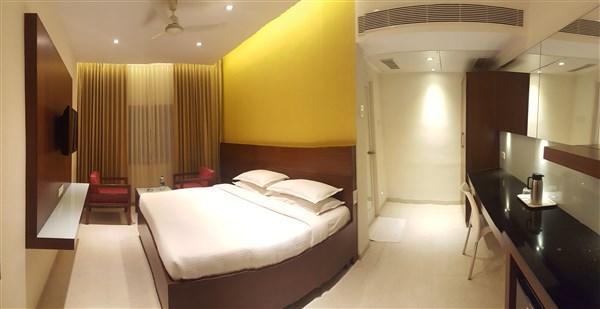 Gayathri Hotels Tirupur Dış mekan fotoğraf